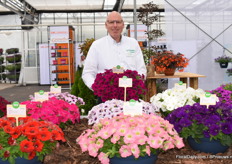 Evert-Jan with their Petunia Capella. 